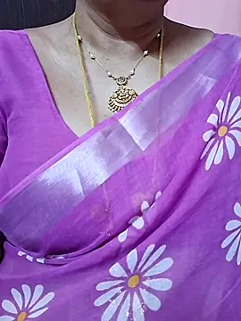 Snapshot of ananya956 chatting on July 2026 12:35:01 AM ananya956 online show from July 2026 12:35:01 AM