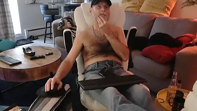 Towndude123 online show from February 2025 08:57:01 PM