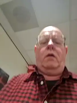 Snapshot of andrejoyfull64 chatting on April 2026 11:21:01 AM andrejoyfull64 online show from April 2026 11:21:01 AM