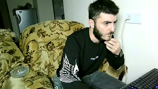 Snapshot of Barney_Tedd chatting on December 2024 05:21:02 PM Barney Tedd online show from December 2024 05:21:02 PM