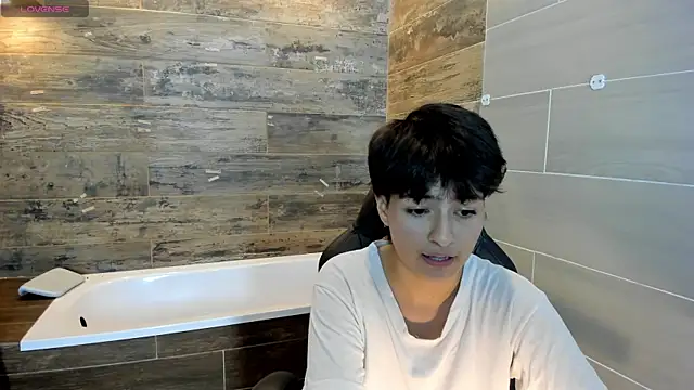 Snapshot of Bryce_Evans chatting on February 2025 08:33:02 PM Bryce Evans online show from February 2025 08:33:02 PM