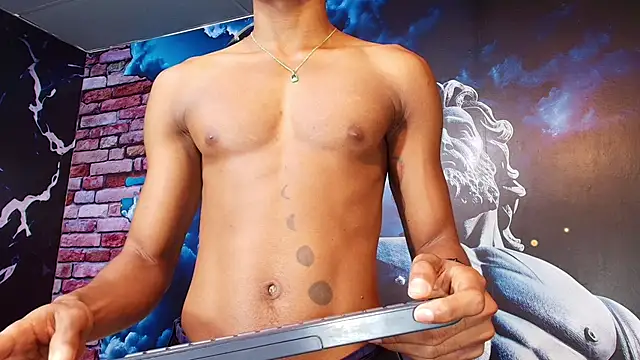 Snapshot of Ethan_Fox11 chatting on February 2025 05:21:02 PM Ethan Fox11 online show from February 2025 05:21:02 PM