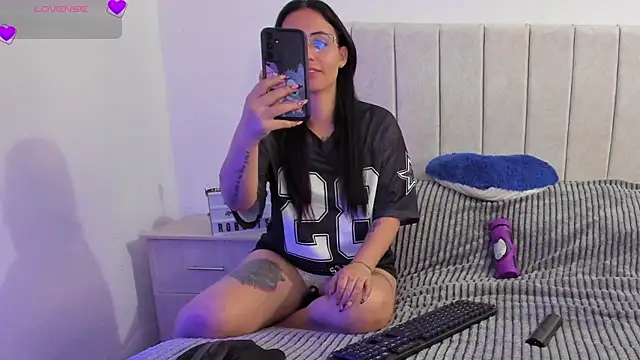 anny roberts online show from February 2026 11:14:02 PM