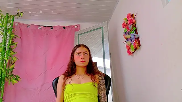 scarlet-jonesx online show from April 2026 06:16:01 PM