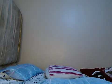 Cess lavie online show from April 2026 07:03:02 PM