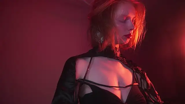 ginger hugs online show from September 2025 10:10:02 PM