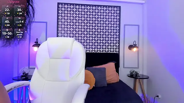 Snapshot of Chloe_fischer_ chatting on February 2025 02:18:01 PM Chloe fischer online show from February 2025 02:18:01 PM