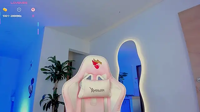 Snapshot of Pretty_Mariangel chatting on October 2025 06:25:02 AM Pretty Mariangel online show from October 2025 06:25:02 AM