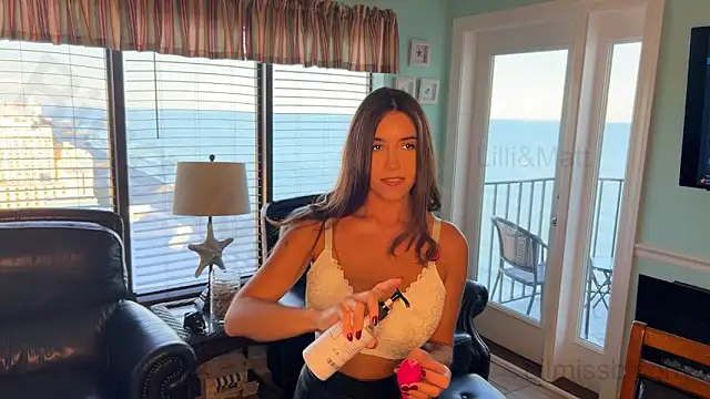 Snapshot of Lilmissbigguy chatting on October 2025 09:55:02 PM Lilmissbigguy online show from October 2025 09:55:02 PM