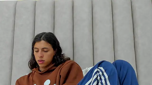 Snapshot of FreyaMoller chatting on October 2025 07:18:01 PM FreyaMoller online show from October 2025 07:18:01 PM