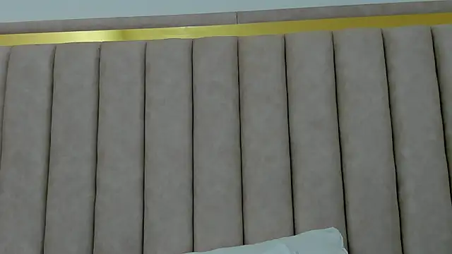 Snapshot of FreyaMoller chatting on November 2025 07:34:01 PM FreyaMoller online show from November 2025 07:34:01 PM