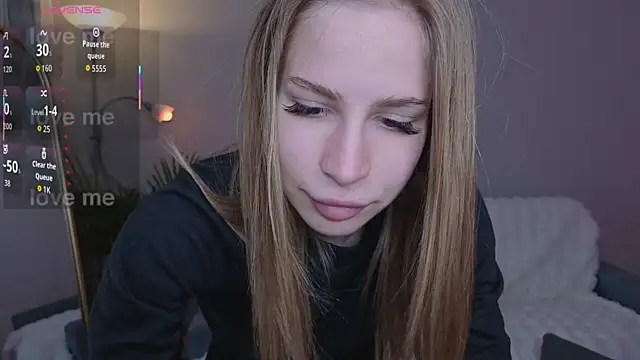 Snapshot of Elis_Fox chatting on April 2026 10:20:02 AM Elis Fox online show from April 2026 10:20:02 AM