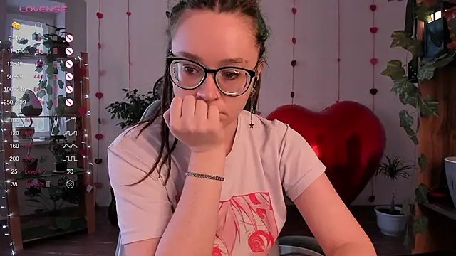 alisahug online show from February 2025 11:31:02 AM