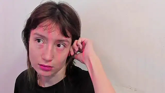 lizzy davis 1 online show from January 2025 04:01:01 AM