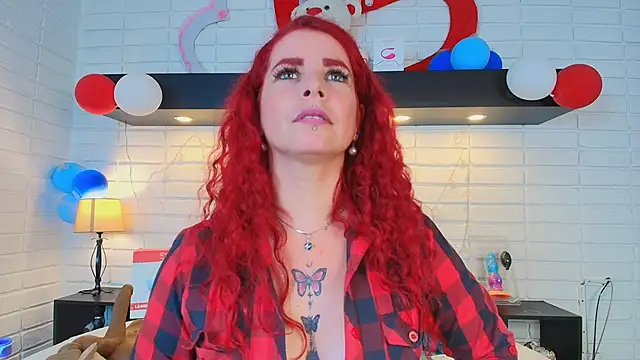 HannaBrave online show from February 2025 03:27:01 PM