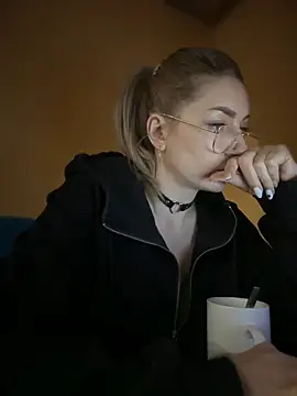 Crazy-Rosa online show from January 2025 12:55:01 PM