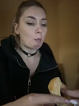 Crazy-Rosa online show from January 2025 03:57:01 PM