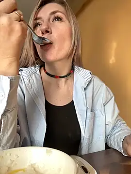 Crazy-Rosa online show from February 2025 05:10:02 AM