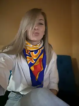 Crazy-Rosa online show from February 2025 05:52:02 PM