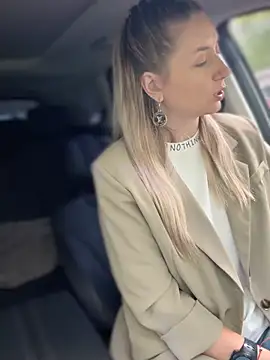 Crazy-Rosa online show from April 2026 06:14:01 AM