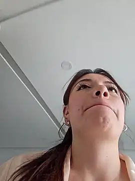 valery mora online show from March 2025 05:27:02 PM