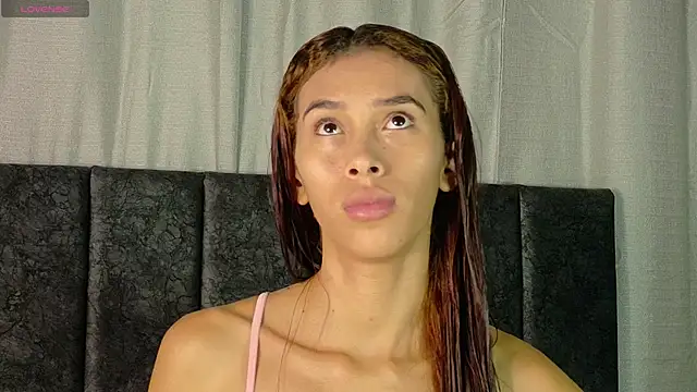 Snapshot of Iamkarlaa_doll chatting on September 2025 06:24:01 AM Iamkarlaa doll online show from September 2025 06:24:01 AM