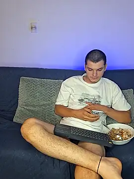  Ottis  online show from November 2025 12:57:01 AM