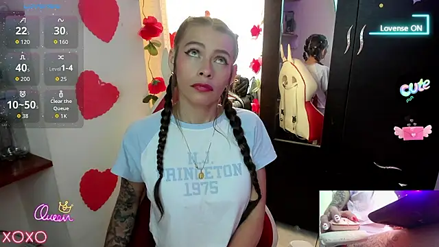 sweetlittlelisa online show from March 2026 08:37:02 PM