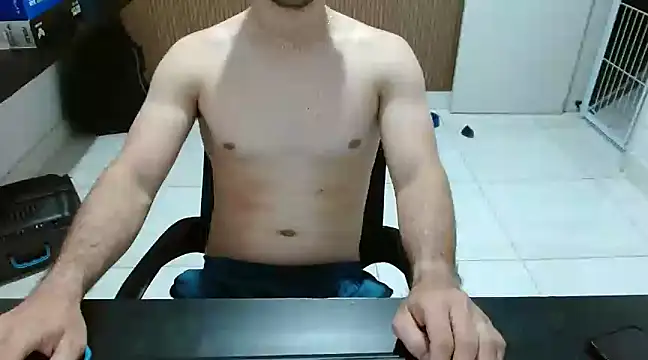 matheus387 online show from February 2025 11:45:01 PM