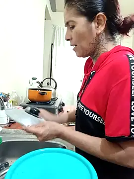 Dakary hot online show from November 2025 06:54:01 PM