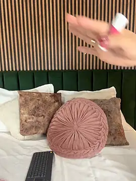 MonicaMoret online show from February 2026 11:03:02 AM