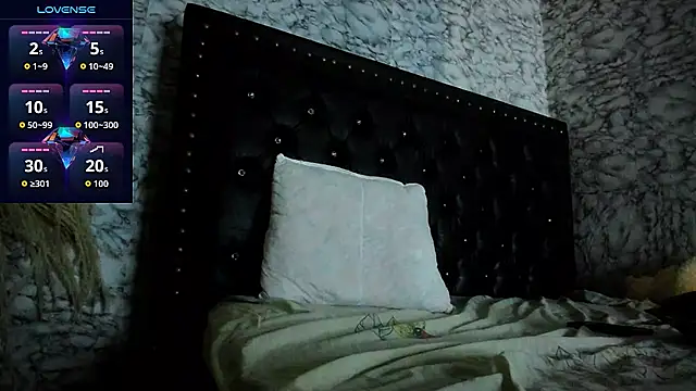 wakanda1995 online show from September 2025 10:01:02 PM