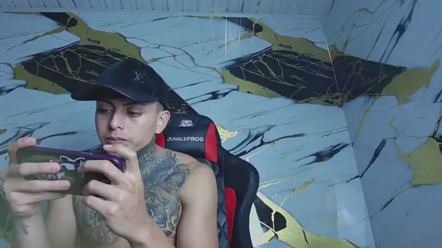 Kevin22 222 online show from January 2025 09:17:01 AM