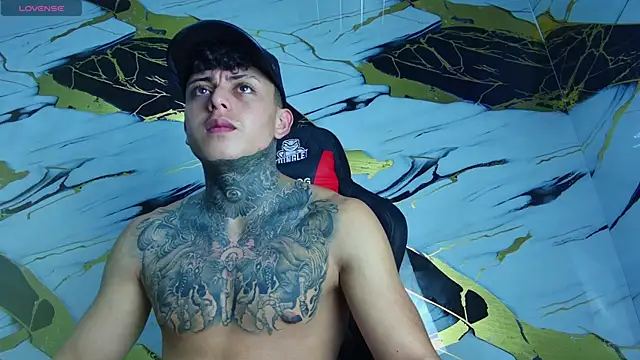 Kevin22 222 online show from March 2025 01:53:02 AM