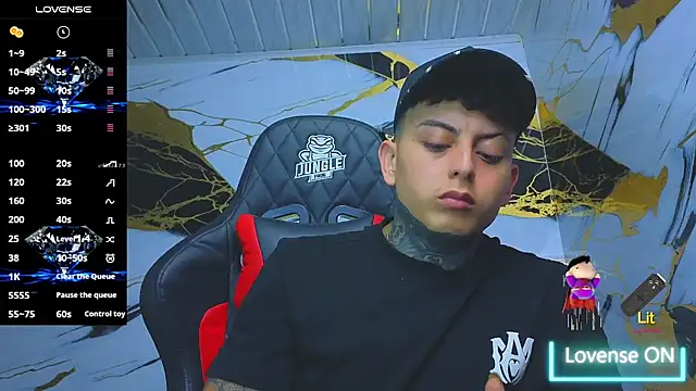 Kevin22 222 online show from September 2025 04:25:02 AM