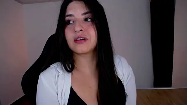 Snapshot of moritalatina chatting on June 2026 08:32:02 PM moritalatina online show from June 2026 08:32:02 PM