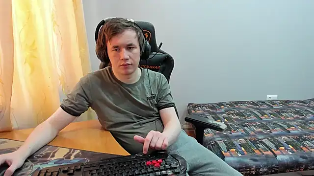 iliaskrislove online show from February 2026 05:16:02 AM