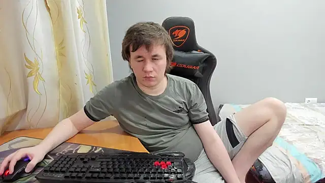 iliaskrislove online show from March 2026 08:03:01 PM