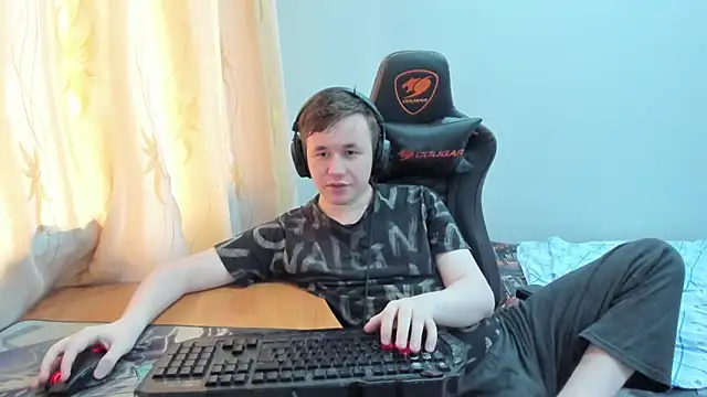 iliaskrislove online show from May 2026 06:44:01 AM