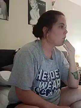 FreakNastyLacie online show from August 2026 12:10:02 AM