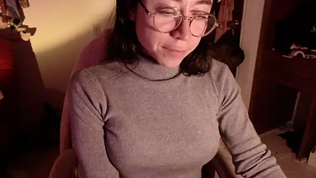 emily pearl  online show from November 2025 10:51:01 PM