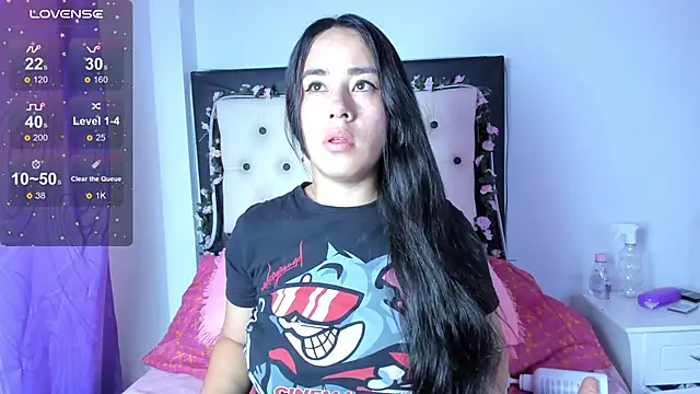 Veeronica Smith online show from January 2025 12:37:01 PM