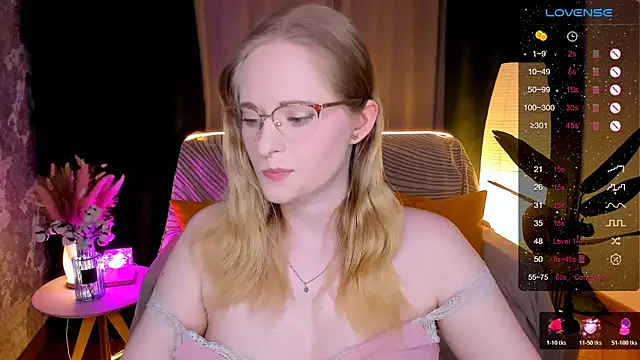 Aemilia  online show from February 2026 06:24:01 AM