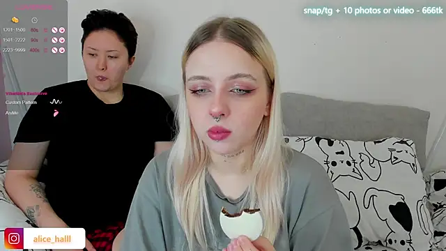 Snapshot of Alice_Halle chatting on February 2025 04:26:01 PM Alice Halle online show from February 2025 04:26:01 PM