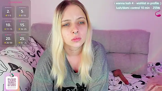 Snapshot of Alice_Halle chatting on March 2025 07:58:02 AM Alice Halle online show from March 2025 07:58:02 AM