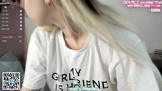 Snapshot of Alice_Halle chatting on January 2026 03:16:02 PM Alice Halle online show from January 2026 03:16:02 PM