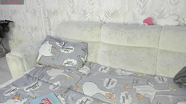 Snapshot of Alice_Halle chatting on February 2026 05:31:01 PM Alice Halle online show from February 2026 05:31:01 PM