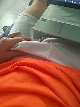 Snapshot of YormanBigDick chatting on November 2025 09:25:02 PM YormanBigDick online show from November 2025 09:25:02 PM