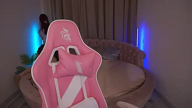 CozyMell online show from March 2025 06:57:02 AM