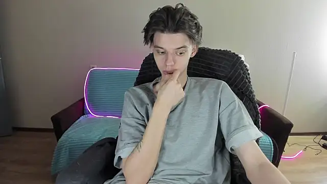 Liam sexy1 online show from December 2024 07:48:02 AM